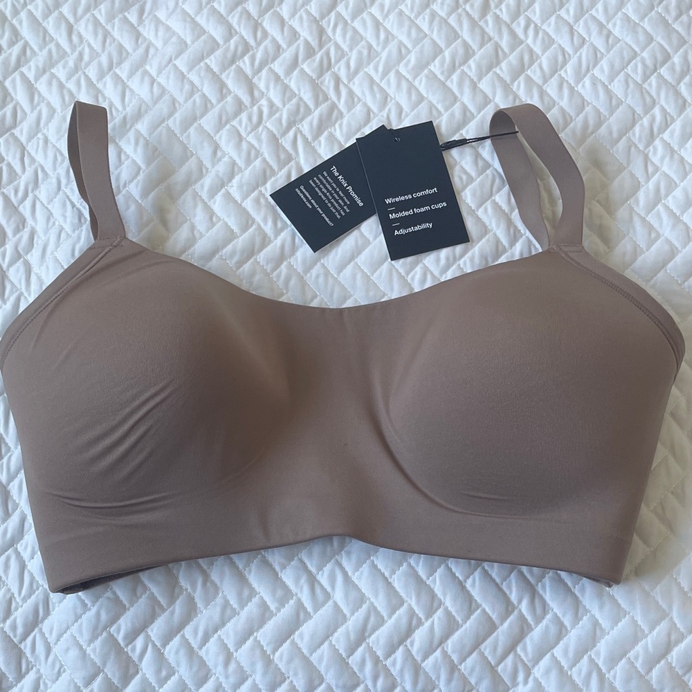 Knix Scoop Bra in Mushroom
